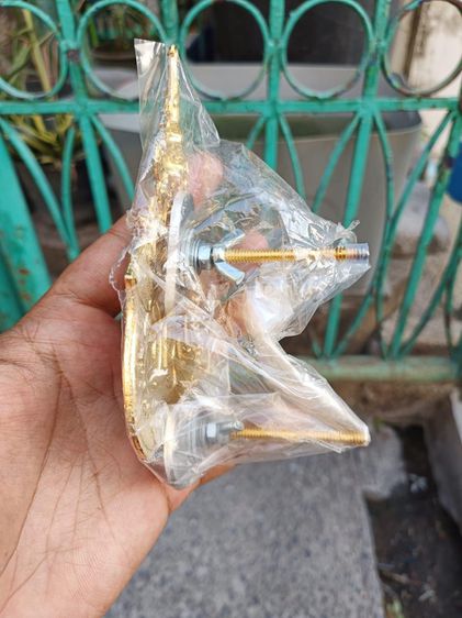 ป้ายโลโก้ติดกระจังหน้ารถ ราชกรีฑาสโมสร The Royal Bangkok Sports Club Car Badge รูปที่ 6