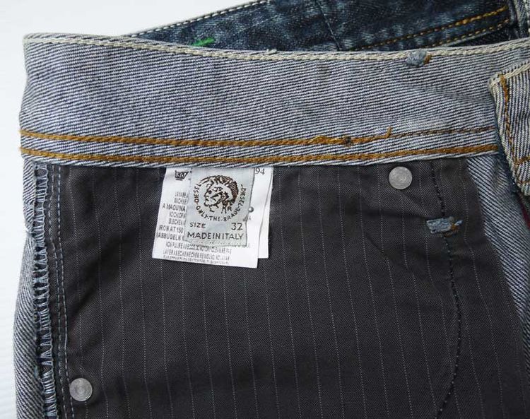 1.DIESEL Jeans BRAVA  ITALY 2.DIESEL Jeans LARKEE TUNISIA เอว 33 34 หล่อๆ รูปที่ 8