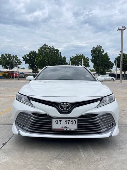 Toyota Camry 2019 2.0 G Sedan เบนซิน ไม่ติดแก๊ส เกียร์อัตโนมัติ ขาว รูปที่ 1