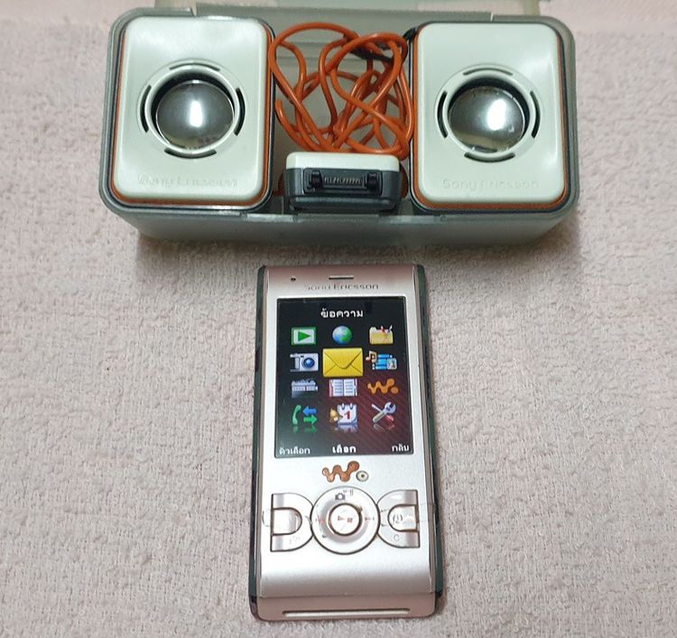 ( Sold out ) โทรศัพท์ ปุ่มกด Sony Ericsson W595 แถม ลำโพง  รูปที่ 2