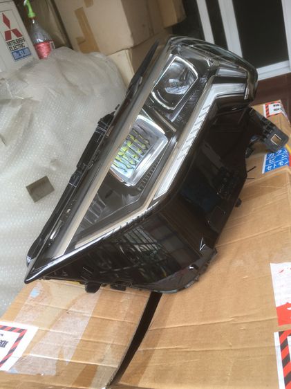 ไฟหน้า Audi Q3 แท้มือสองญี่ปุ่น รูปที่ 2