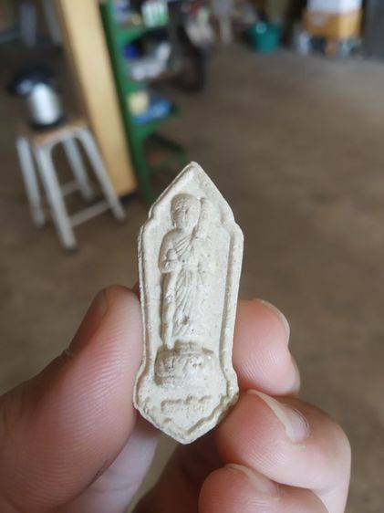 พระเนื้อผงว่านผสมผงพุทธคุณ(พระรูปเหมือนพระสีวลี(วัดทุ่งเศรษฐี)(มวลสารผงพุทธคุณ)(รุ่นมงคลเศรษฐี)(จังหวัดสมุทรสงคราม))พระเครื่องรางของมงคล รูปที่ 3