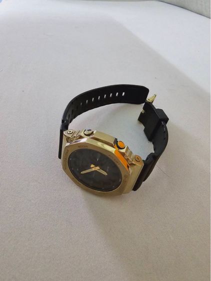 นาฬิกาCasio G-Shock GM-2100G สีทอง รูปที่ 11