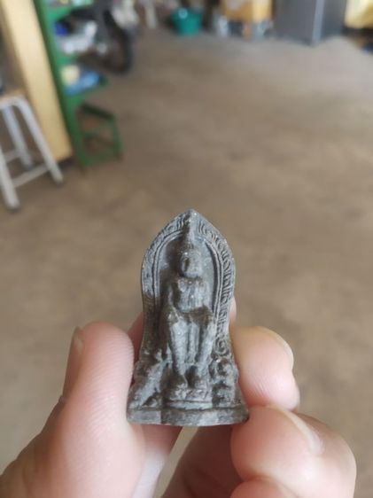 พระเนื้อผงผสมว่าน(พระพิมพ์รูปเหมือนพระหลวงพ่อโต(วัดป่าเลไลย์)(จังหวัดสุพรรณบุรี)(พิมพ์ย้อนยุค2515))พระบ้านพระเครื่องรางของมงคล รูปที่ 3