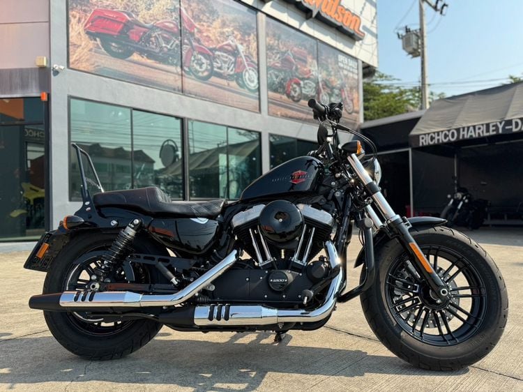 Sportster Forty-Eight™ 2022 Vivid Black รูปที่ 1