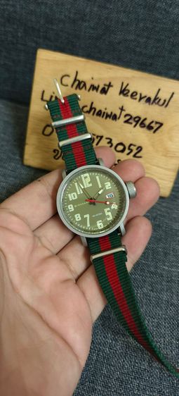 Giordano Khaki Green Strap Unisex
Sports Calendar Watch 1035-4
แท้ มือสอง  ใช้งานปกติ ขนาด 38มิล
สายไม่เดิมครับ 
ถ่านเปลี่ยนใหม่แล้วใช้ได้ รูปที่ 3