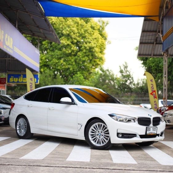 BMW Series 3 2019 320d Sedan ดีเซล ไม่ติดแก๊ส เกียร์อัตโนมัติ ขาว รูปที่ 1
