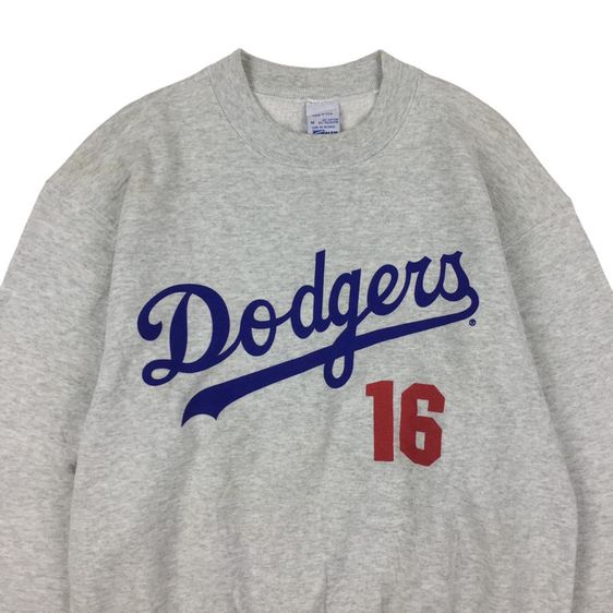 เสื้อกันหนาว DOGERS MLB made in USA แท้ 💯 size M ขนาด อก 22.5 ยาว 26.5 สภาพใหม่มาก ลายหน้าหลังครบ สีเทา ผ้าหนานุ่มครับ รูปที่ 9