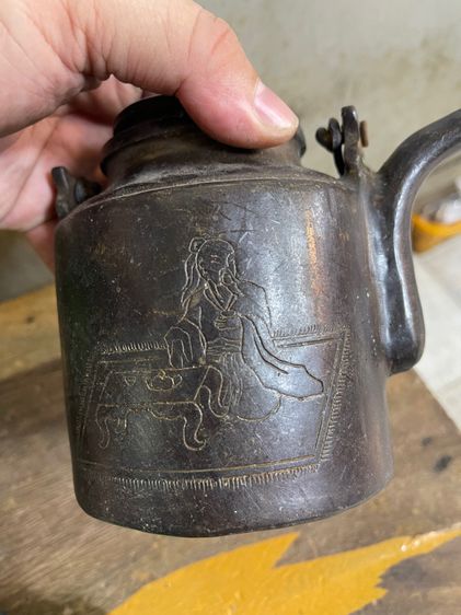 กาน้ำชา สลักลายอักษรจีนทองเหลืองสะสมA2 รูปที่ 5