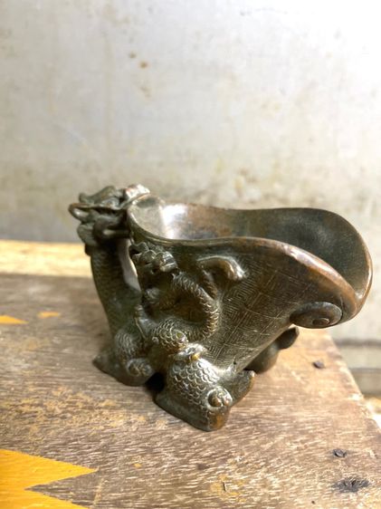 จอก มังกร ทองเหลืองสะสม รูปที่ 7