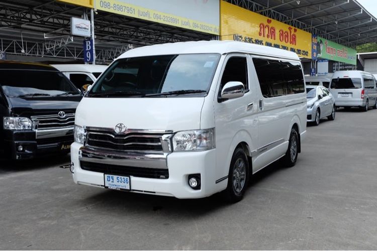 Toyota Ventury 2018 2.7 G Van เบนซิน ไม่ติดแก๊ส เกียร์อัตโนมัติ ขาว