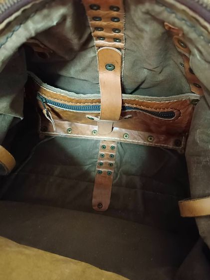 กระเป๋าหนังออยสะพายงานมือ VINTAGE ใบเดียวในโลก รูปที่ 14