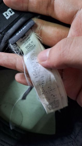 หมวกแก็ป DC Shoes Ninety Four สภาพ 50 สีซีดด้านข้าง เพราะเก็บนานไปหน่อย ขอคนรับได้ รูปที่ 2