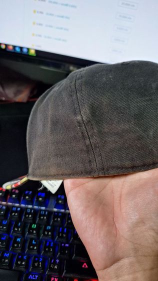 หมวกแก็ป DC Shoes Ninety Four สภาพ 50 สีซีดด้านข้าง เพราะเก็บนานไปหน่อย ขอคนรับได้ รูปที่ 4