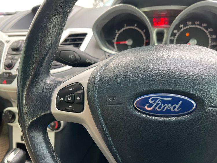 Ford Fiesta 2012 1.5 Sport Sedan เบนซิน ไม่ติดแก๊ส เกียร์อัตโนมัติ ดำ รูปที่ 3