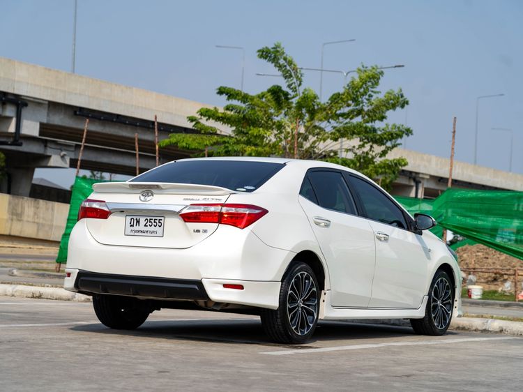 Toyota Altis 2014 1.8 V Sedan เบนซิน เกียร์อัตโนมัติ รูปที่ 4