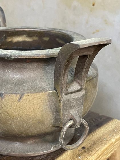 กระถาง ทองเหลืองสองหูสะสม A13 รูปที่ 7