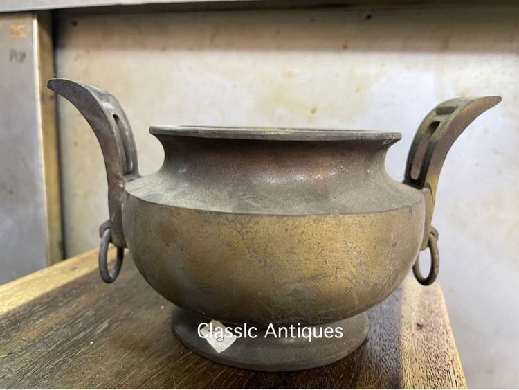 กระถาง ทองเหลืองสองหูสะสม A13 รูปที่ 5