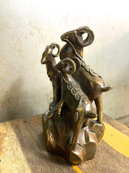 แพะ ทองเหลืองสะสม รูปที่ 5