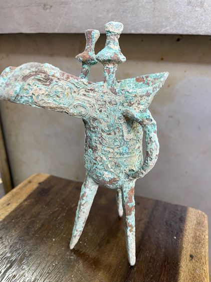 จอกสามขา ทองเหลืองสะสม รูปที่ 6