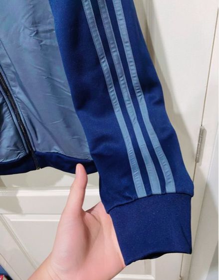 เสื้อวอร์มสีกรม แบรนด์  addidas  รูปที่ 3