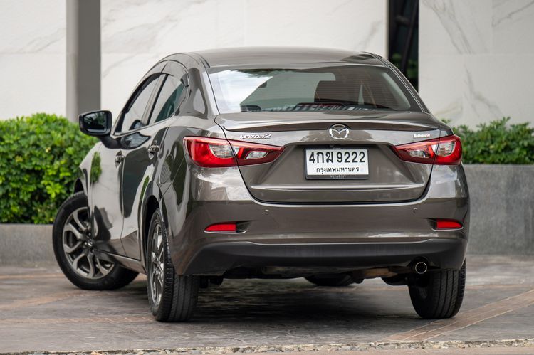 Mazda Mazda 2 2015 1.5 XD High Plus Sedan ดีเซล ไม่ติดแก๊ส เกียร์อัตโนมัติ น้ำตาล รูปที่ 3