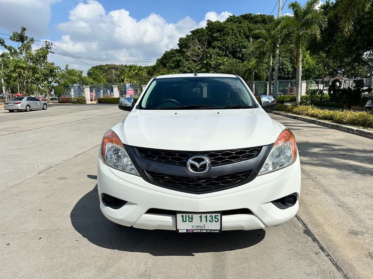 Mazda BT-50 2015 2.5 V Pickup ดีเซล ไม่ติดแก๊ส เกียร์ธรรมดา ขาว รูปที่ 3