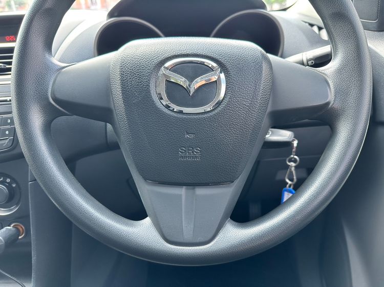Mazda BT-50 2015 2.5 V Pickup ดีเซล ไม่ติดแก๊ส เกียร์ธรรมดา ขาว รูปที่ 4