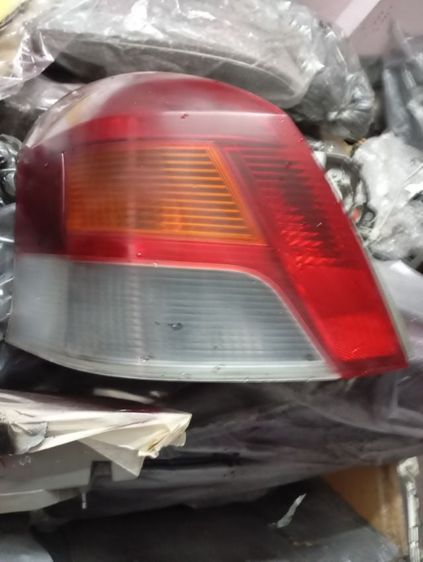 ไฟท้าย แท้ ยาริส รูปที่ 2