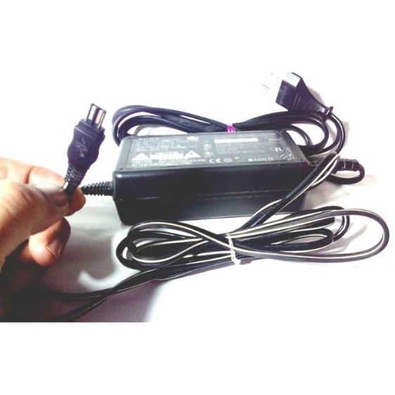 Sony AC Power adapter รุ่น AC-L10A 8.4 V. รูปที่ 4