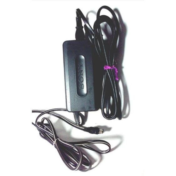 Sony AC Power adapter รุ่น AC-L10A 8.4 V. รูปที่ 6