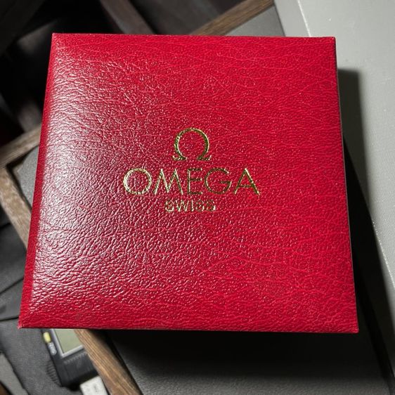 กล่อง Omega