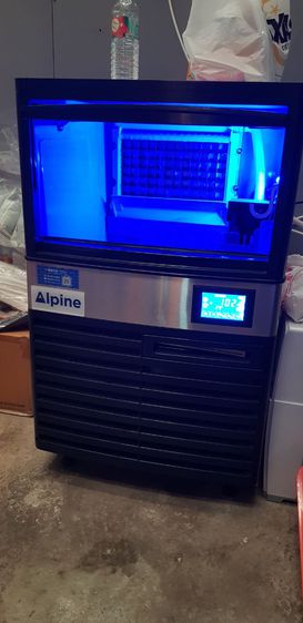 อุปกรณ์ร้านกาแฟ เครื่องทำน้ำแข็ง Alpine FC 60พร้อมเครื่องกรองและถังพักน้ำครบชุด