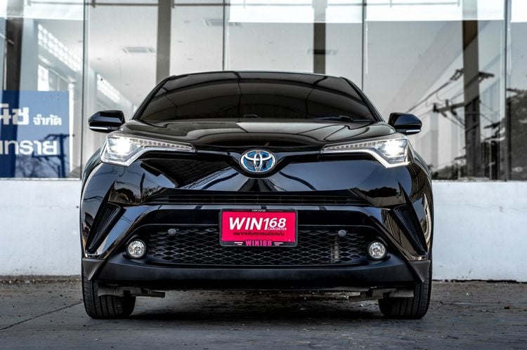 Toyota C-HR 2018 1.8 Hybrid Mid Utility-car เบนซิน ไม่ติดแก๊ส เกียร์อัตโนมัติ ดำ รูปที่ 2