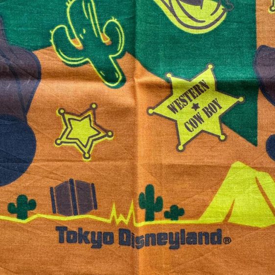 ผ้าเช็ดหน้ามิกกี้เมาส์ กูฟฟี่ ลายคาวบอย WESTERN COWBOY Tokyo Disneyland Mickey Mouse Goofy Dog Bandana รูปที่ 4