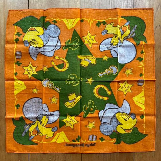 ผ้าเช็ดหน้ามิกกี้เมาส์ กูฟฟี่ ลายคาวบอย WESTERN COWBOY Tokyo Disneyland Mickey Mouse Goofy Dog Bandana รูปที่ 5