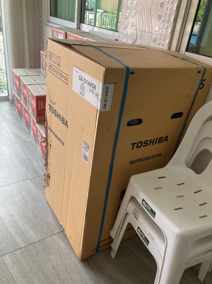 Toshiba ตู้เย็น 1 ประตู รุ่น GR-D149 ความจุ 5.2 คิว สีซาติน บลู