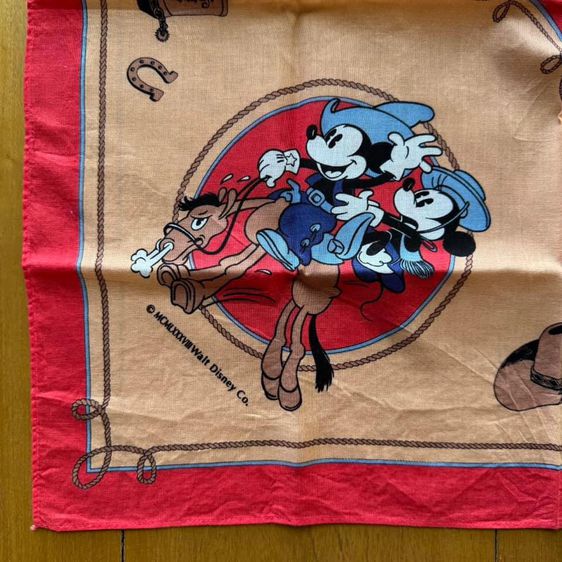 ผ้าเช็ดหน้ามิกกี้เมาส์ มินนี่เมาส์ ลายคาวบอย WESTERNLAND MCMLXXXVIII Walt Disney Co. Mickey Mouse Minnie Mouse Bandana รูปที่ 2