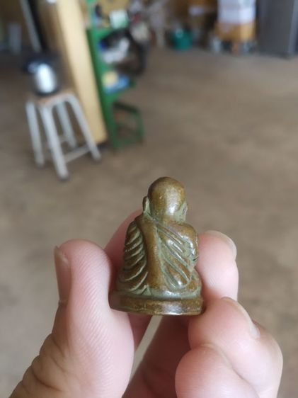 พระเนื้อทองเหลือง(พระรูปหล่อพระหลวงพ่อเงินไม่ทราบเกจิ(220202))พระบ้านพระเครื่องรางของมงคล รูปที่ 8