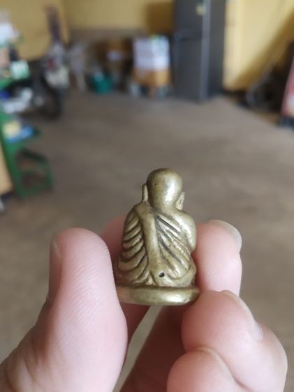 พระเนื้อทองเหลือง(พระรูปหล่อพระหลวงพ่อเงินไม่ทราบเกจิ(220203))พระบ้านพระเครื่องรางของมงคล รูปที่ 3