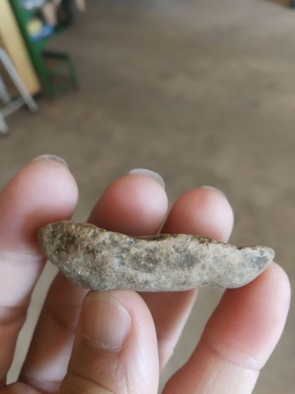 พระเนื้อดินผสมผงพิมพ์ใหญ่รูปทรงไข่(พระพิมพ์พระขุนแผนพิมพ์ใหญ่รูปไข่ผ่าซีก(ไม่ทราบพระเกจิที่สร้าง)(070205))พระบ้านพระเครื่องรางของมงคล รูปที่ 9