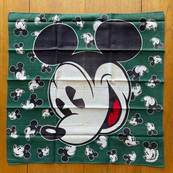 ผ้าพันคอ ผ้าเช็ดหน้ามิกกี้เมาส์ Walt Disney Company Mickey Mouse Bandana