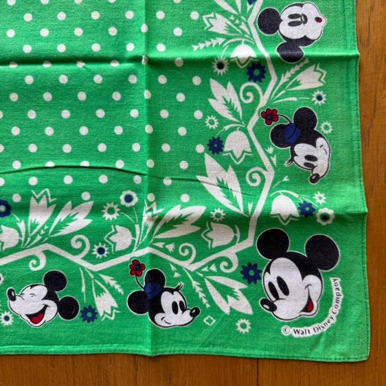 ผ้าเช็ดหน้ามิกกี้เมาส์ มินนี่เมาส์ ลายใบไม้ ลายจุด Mickey Mouse Minnie Mouse Bandana รูปที่ 2