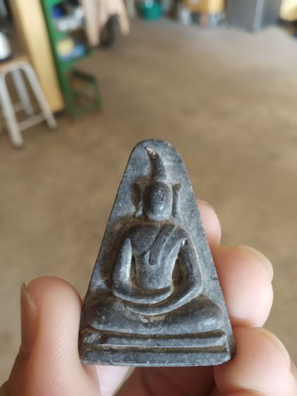 พระเนื้อผงผสมดินไพรดำและว่าน(พระพิมพ์นางพญา(พระฤาษีภารตะ)(รุ่นเปิดโลก)หลังพญานาคราชเจ็ดเศียร(ปี2549))พระบ้านพระเครื่องรางของมงคล รูปที่ 4