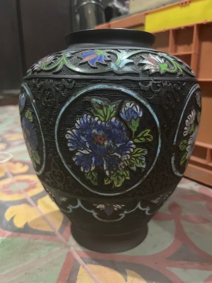 แจกันถมปัดทองเหลืองโบราณ รูปที่ 2