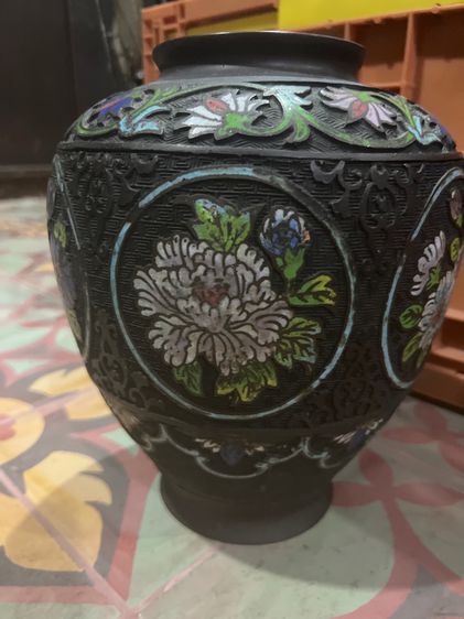 แจกันถมปัดทองเหลืองโบราณ รูปที่ 5