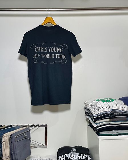 เสื้อวงมือสอง CHRIS YOUNG WORLD TOUR 2016 Size S มือ2 รูปที่ 2
