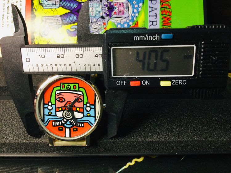 NUTS COLLECTION watch SPACEMAN ON PATROL by GARY PANTER  Limited edition  รูปที่ 6