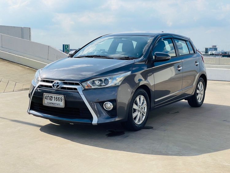 Toyota Yaris 2015 1.2 G Sedan เบนซิน ไม่ติดแก๊ส เกียร์อัตโนมัติ ดำ