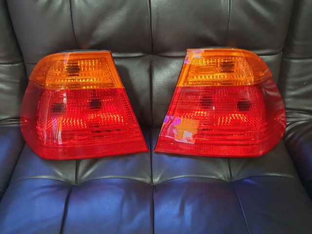 ไฟท้าย ซ้าย-ขวา แท้ถอด BMW Series 3 E46 รูปที่ 2